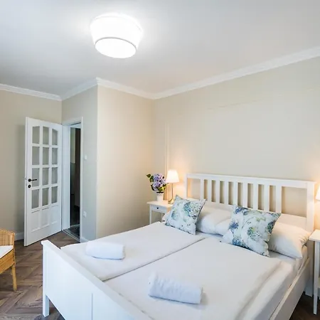 Csenge Apartment Siofok