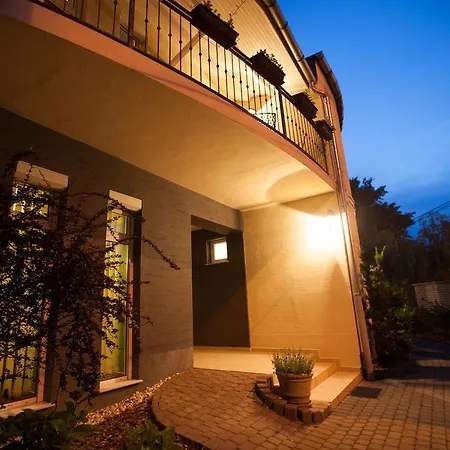 Csenge Apartment